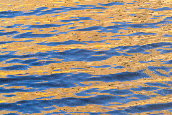 reflections water ripples sierra nevada mts _DSC0496_x1550